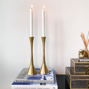 CANDLE HOLDERS & OIL DIFFUSERS