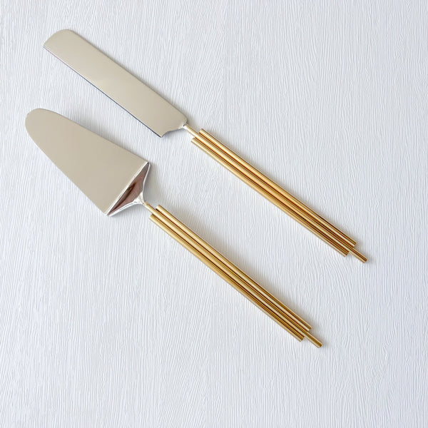 Cake Servers with Gold Symmetrical Design